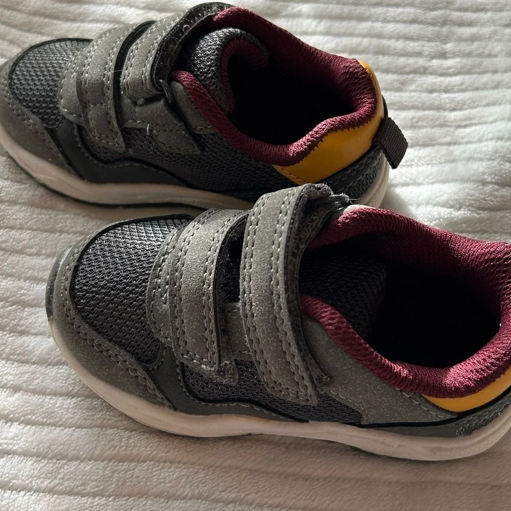 50%offw❤️ Carters kids size 6 sale details below grey k51